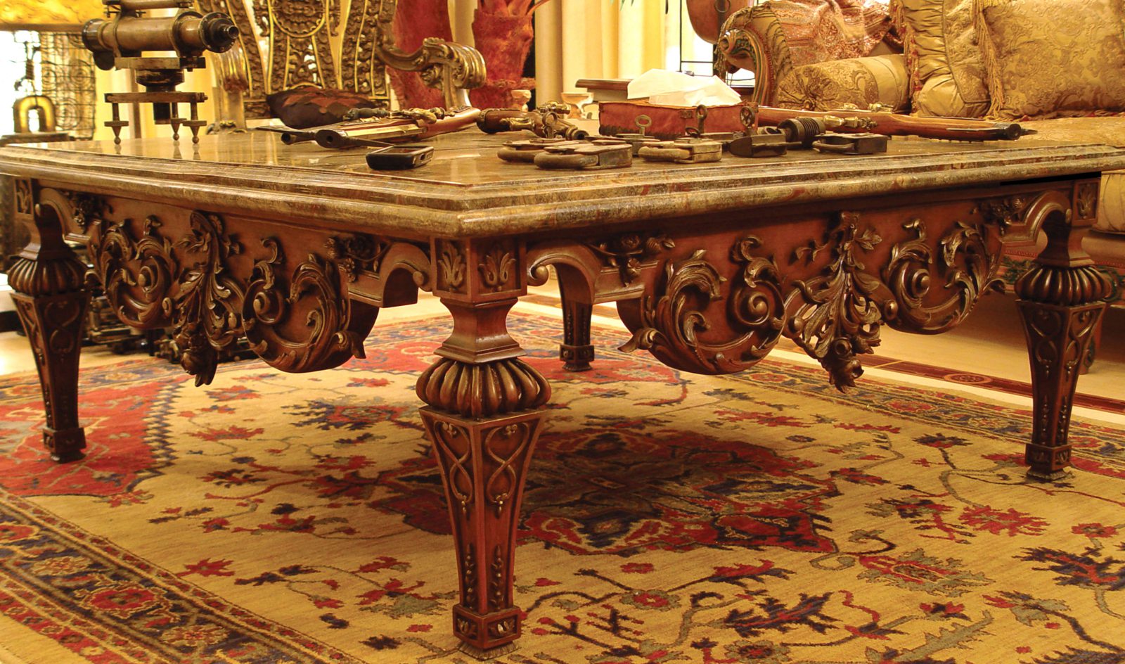 Supreme Table – Art Heritage